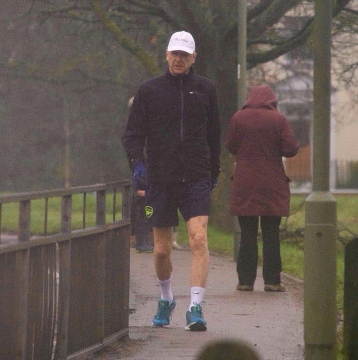 2026世界杯 Arsène Wenger: "I run 8-10km a d