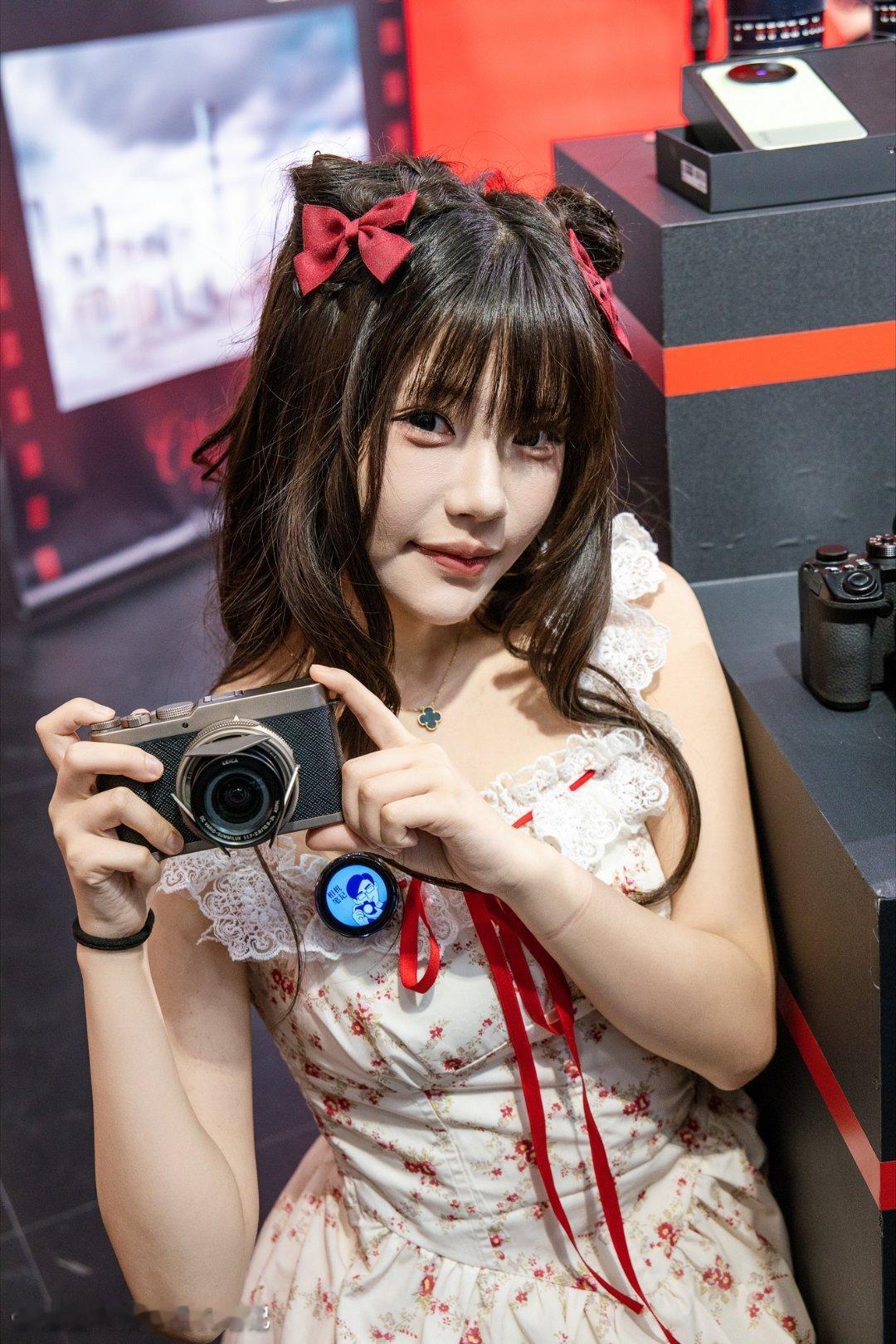 帮看看P&E展会上都有什么奥之心OM3天文版适马ART 85/1.2 DN（工程