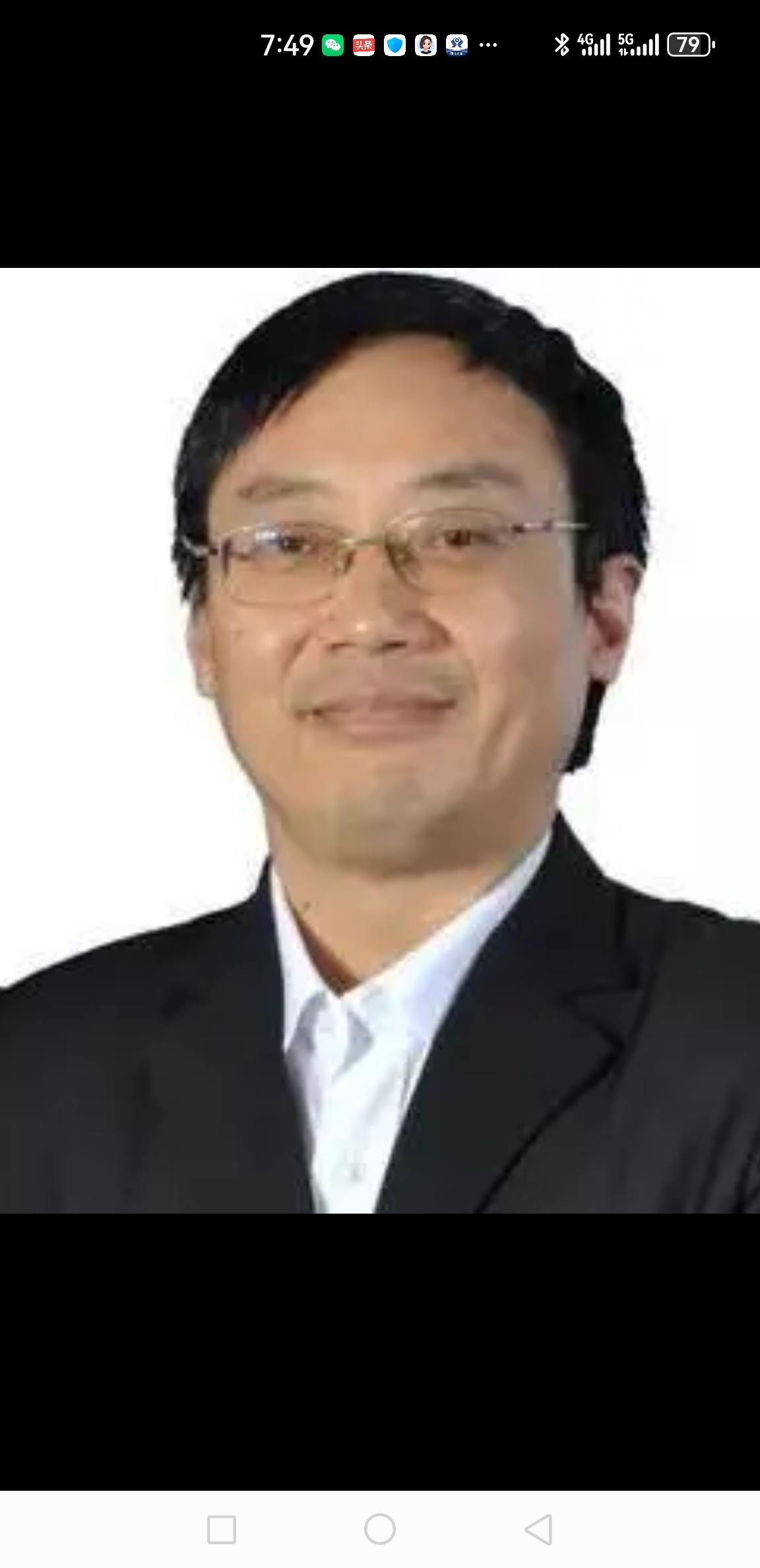 别装怂，有本事咱们当面论战，别躲在线上搞小动作！汤家凤叫阵，却无人敢应战……
