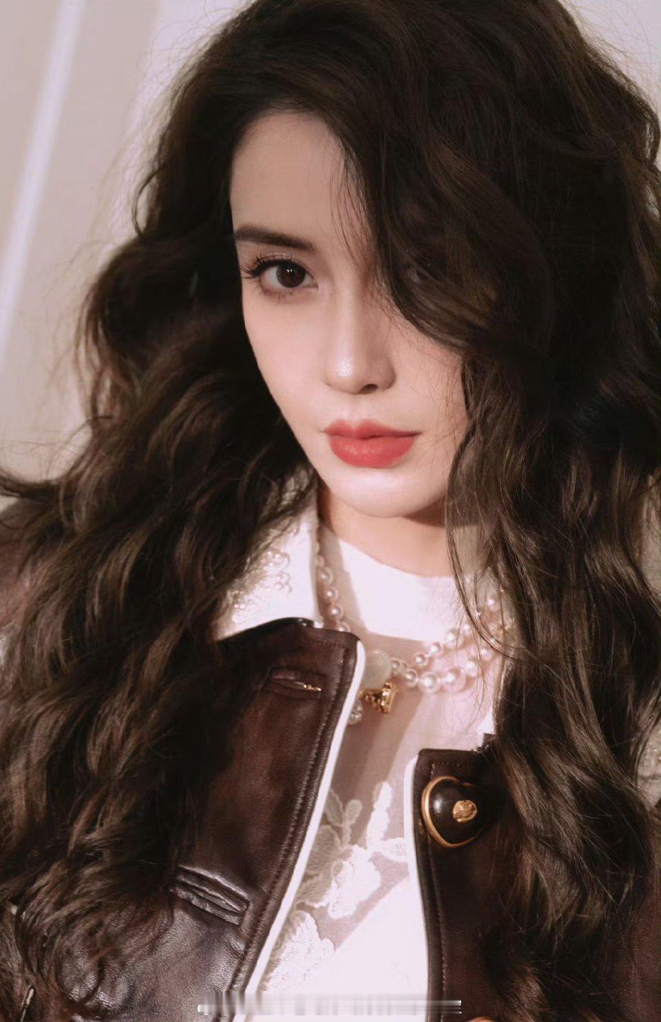 这和Angelababy约会有什么区别啊啊啊Angelababy！好美好美！美到