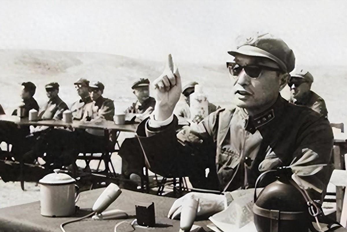 1973年，张茜得知张爱萍上将近况后，特别挑选了一份礼物叮嘱：别忘多多思念陈老总