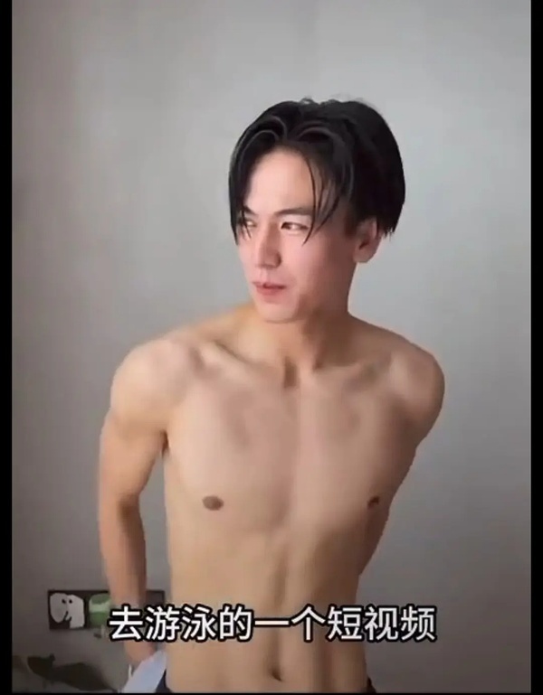 王鹤棣张凌赫 有的人被官方群，有的人被官方全网夸，难怪折子丝虐恋男神 