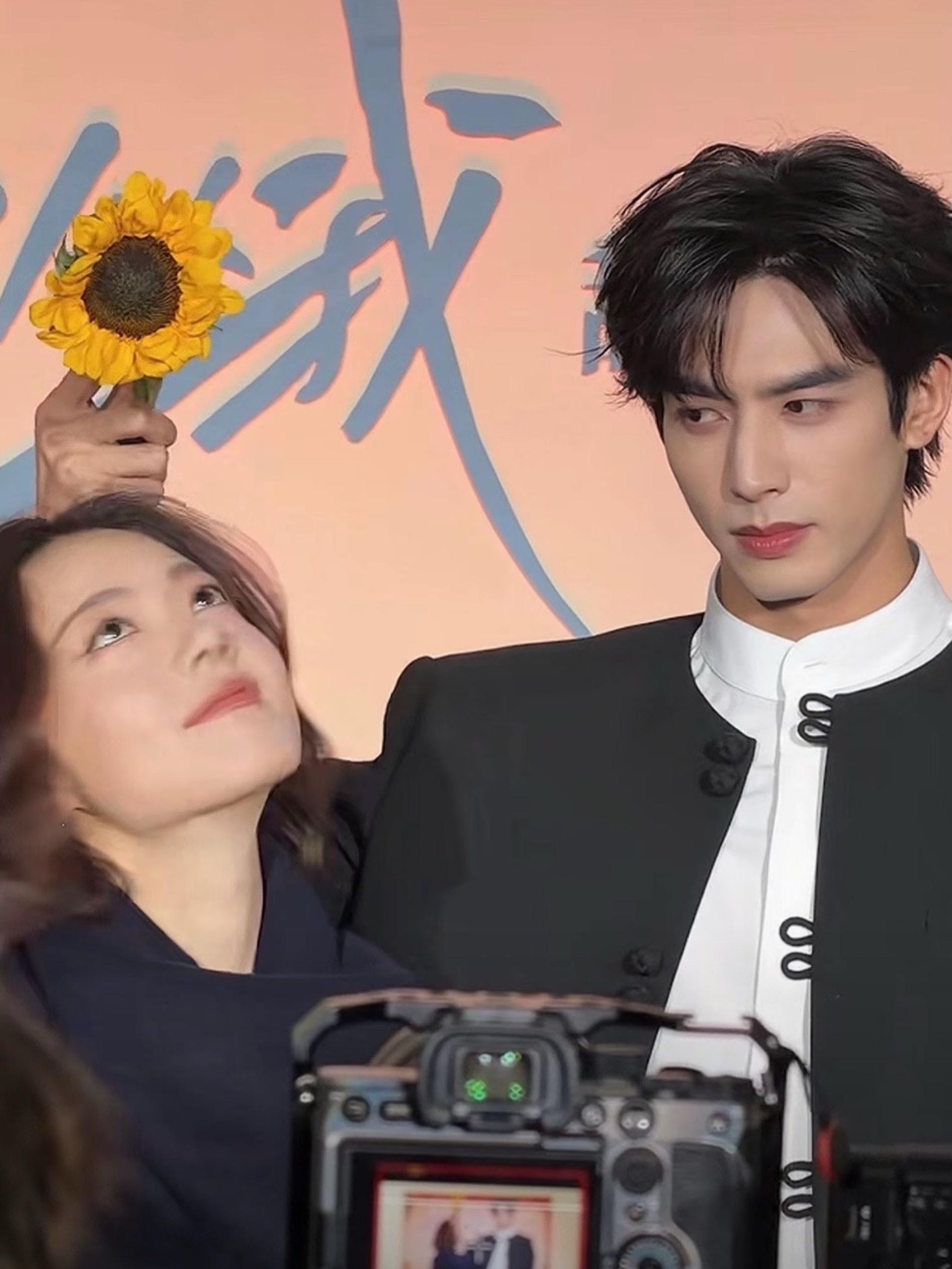 其实心动了，但是赶路要紧，我们都没有说。