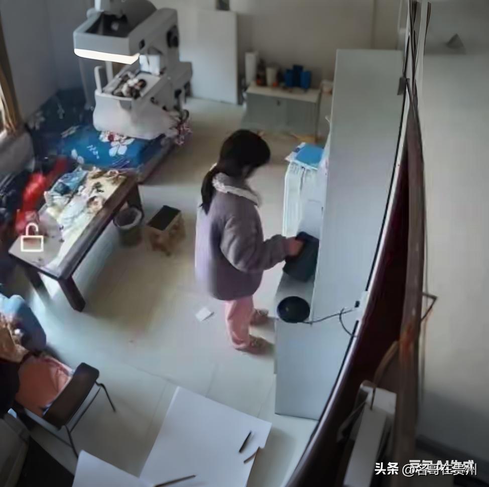 15岁女孩遗体找到！妈妈那句“以为只是闹脾气”看哭了 😭

2月27号，河南周