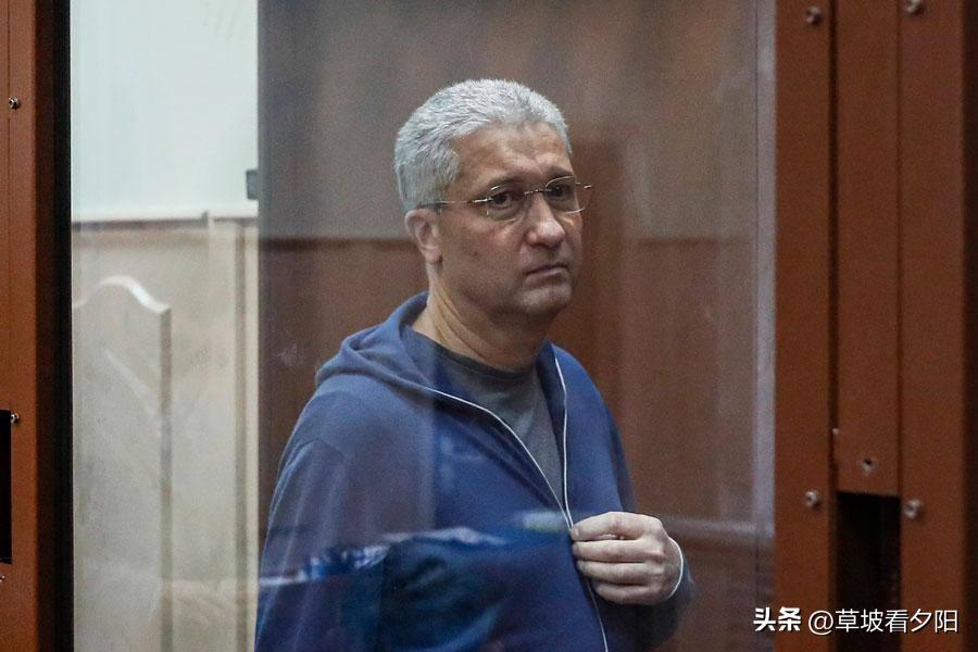 莫斯科市法院驳回了前副防长伊万诺夫的诉讼——他想让国防部强行跟他签合同，送他去特