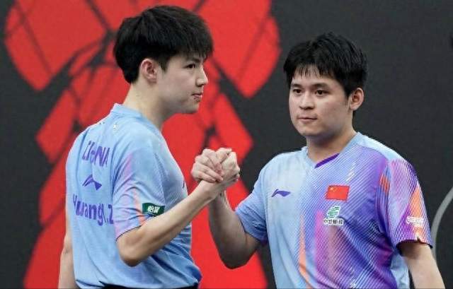 亚锦赛双打4强出炉！国乒四组全胜，林诗栋3:1淘汰张本，25日决战