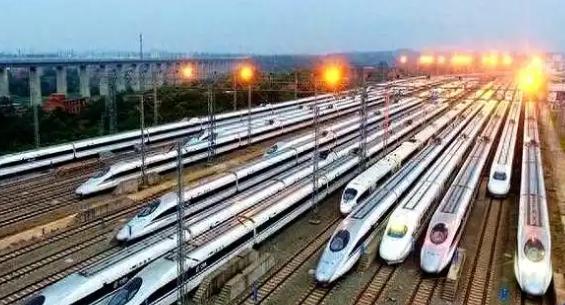 中日技术谈判像一场慢速拔河，日本把轴承、光刻胶、减速器攥得死紧，中国用高铁轴承、