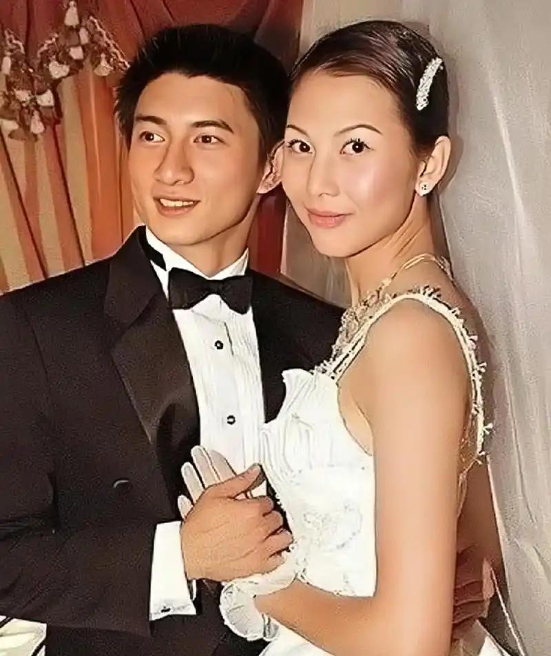 很现实的一段话：“男人用钱去爱的女人，那一定是他最爱的女人。男人用嘴去爱的女人，