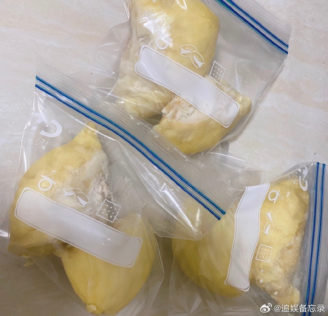 吃完的榴莲别急着扔以前吃完榴莲直接就扔壳了，现在才知道，榴莲壳别随手丢掉，稍加利