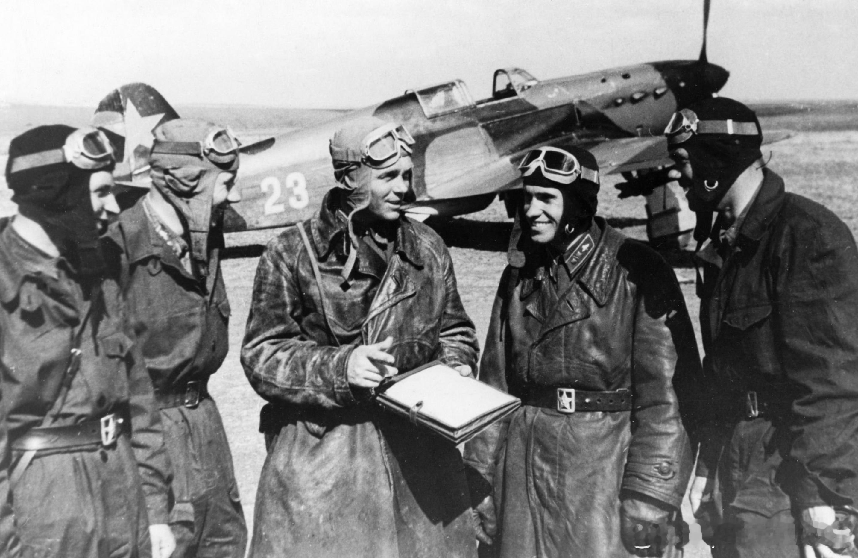 1942年5月苏军西南方面军空军歼击航空兵第6团大队长Виктор Алекса
