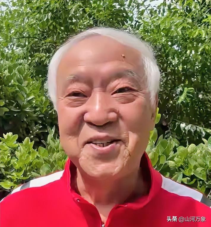 牛群
著名相声演员
周岁76岁
虚岁77岁
曾与冯巩搭档说相声
永恒的经典
一代