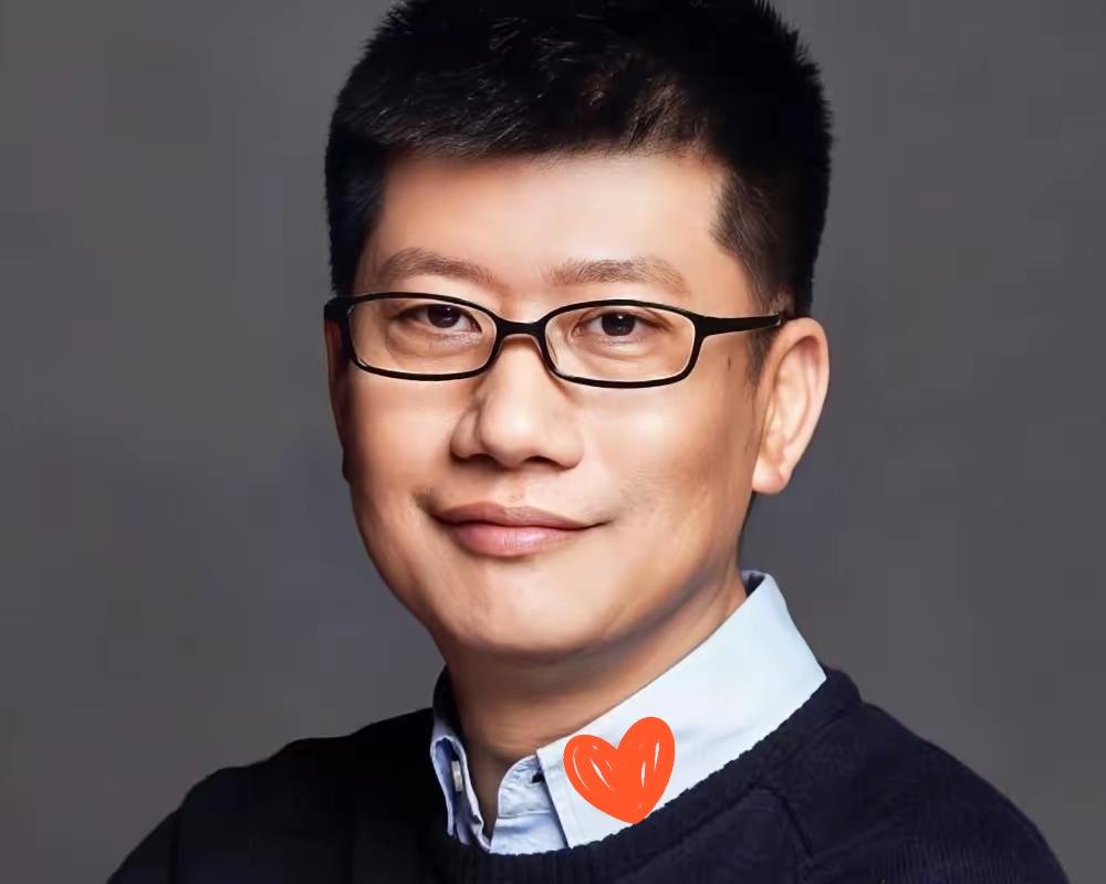 金价“大跳水”这件事，再次印证了一个真理！那就是对于咱们小老百姓来说，把钱牢牢的