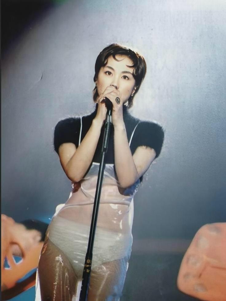 时代依然在追赶90年代的王菲