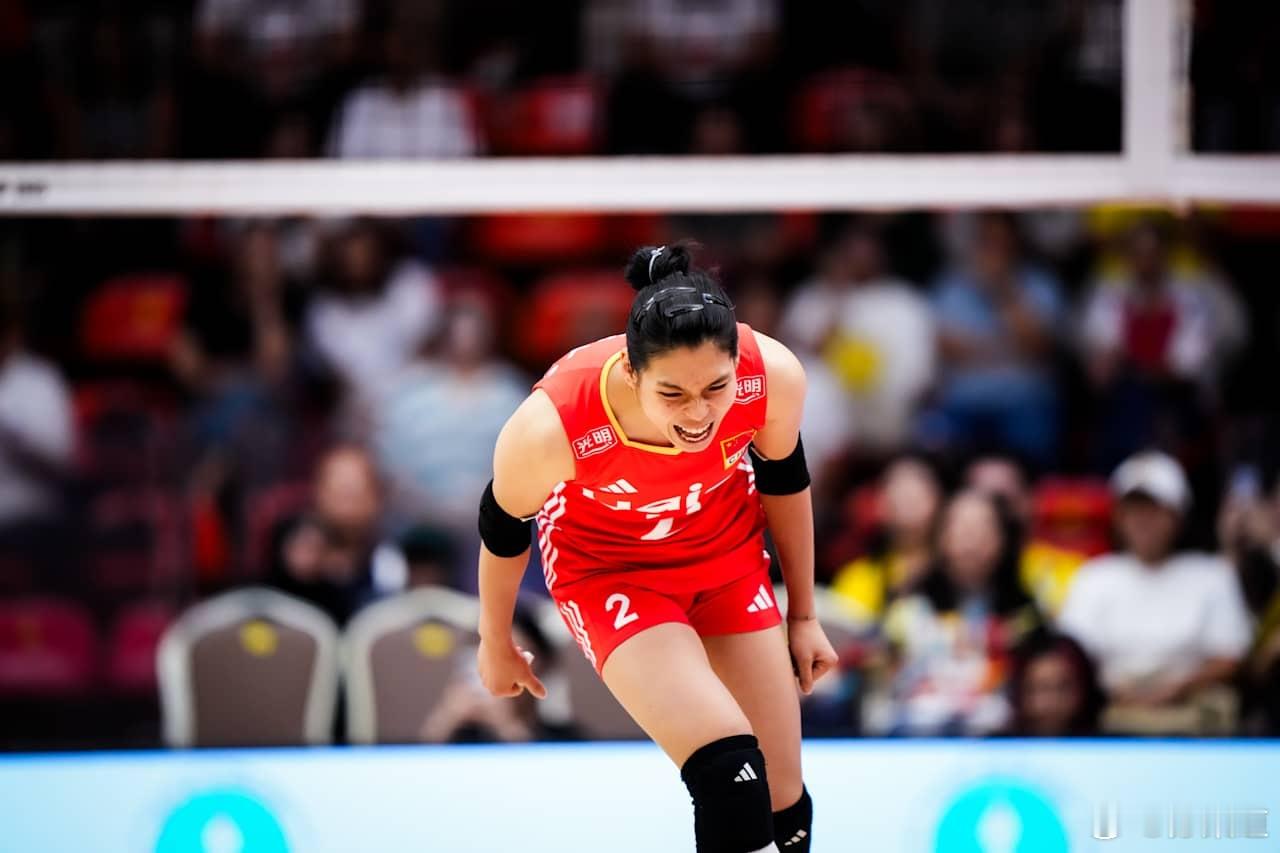 中国女排vs法国女排2025女排世锦赛中国队1-3（20-25/25-27/25