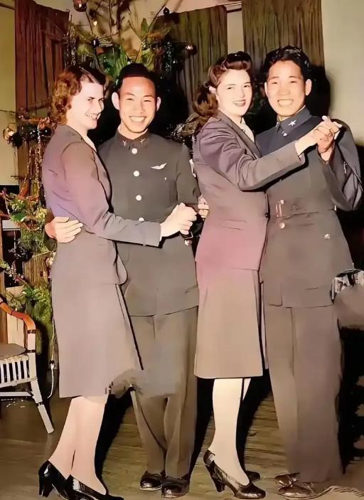 1917年，大批山东汉子被骗到法国挖煤，到了才知道不是挖煤，而是干苦力，但出乎意