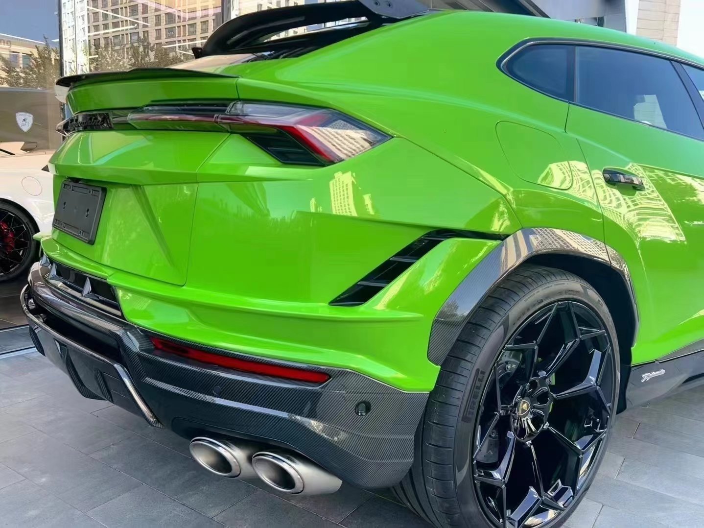 #SUV[超话]#Urus Performante，帅气的兰博啊 ​​​