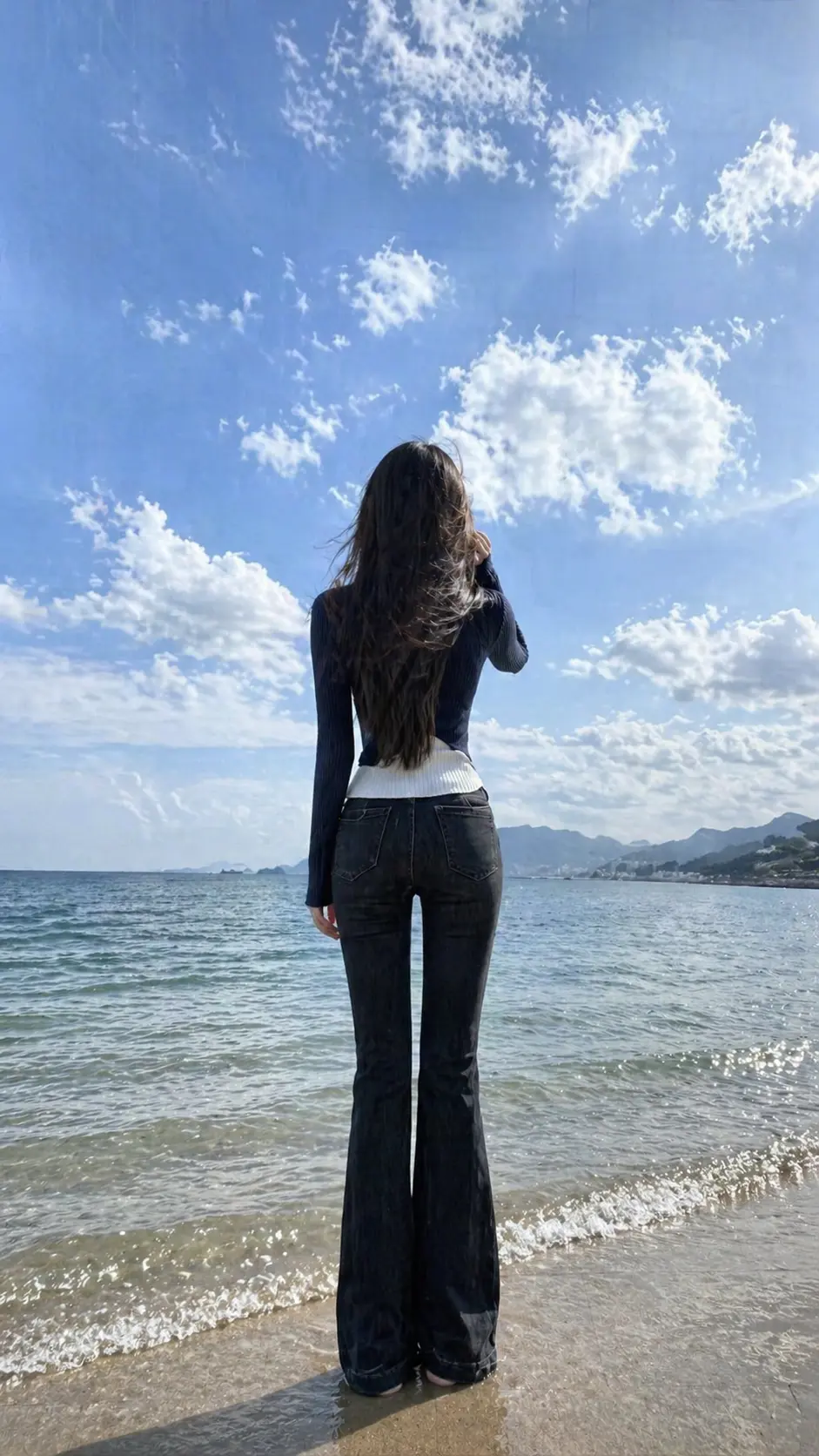 或许我们是上个世纪的恋人。