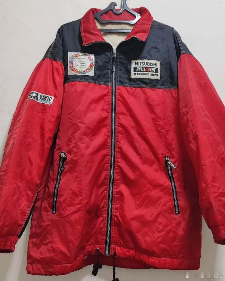 JDM  一辆2000年款的三菱Lancer Evolution VI RS2 