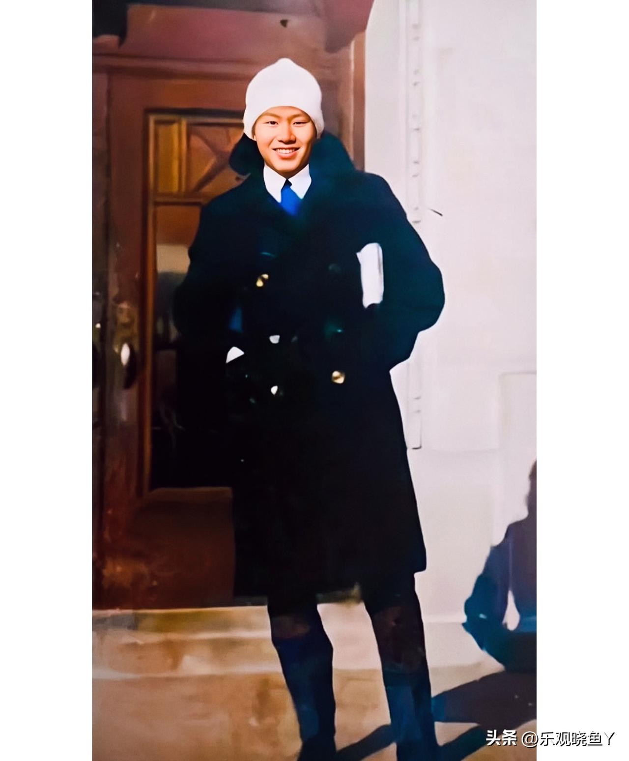 一九二四年，在美国留学的孙立人将军。这可不是演戏，也不是演员所饰演，确是货真价实