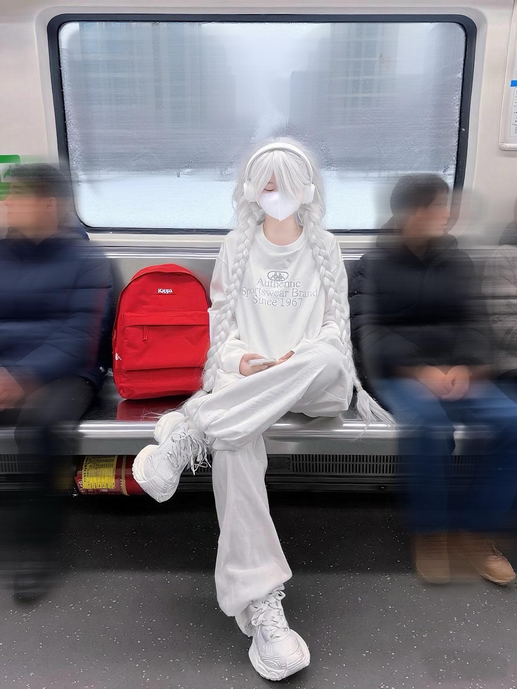 路上遇到 会不会回头多看我两眼。