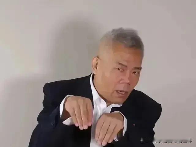 #司马南什么样的人#
本不想再谈论此人了，但平台小助手又推来了这么一个话题。


