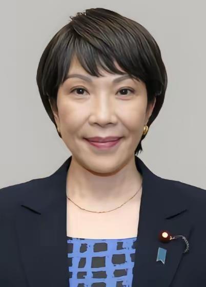 日本首相高市早苗上电视发飙了！她对着镜头大声说：“中国对日本的出口限制简直毫无道