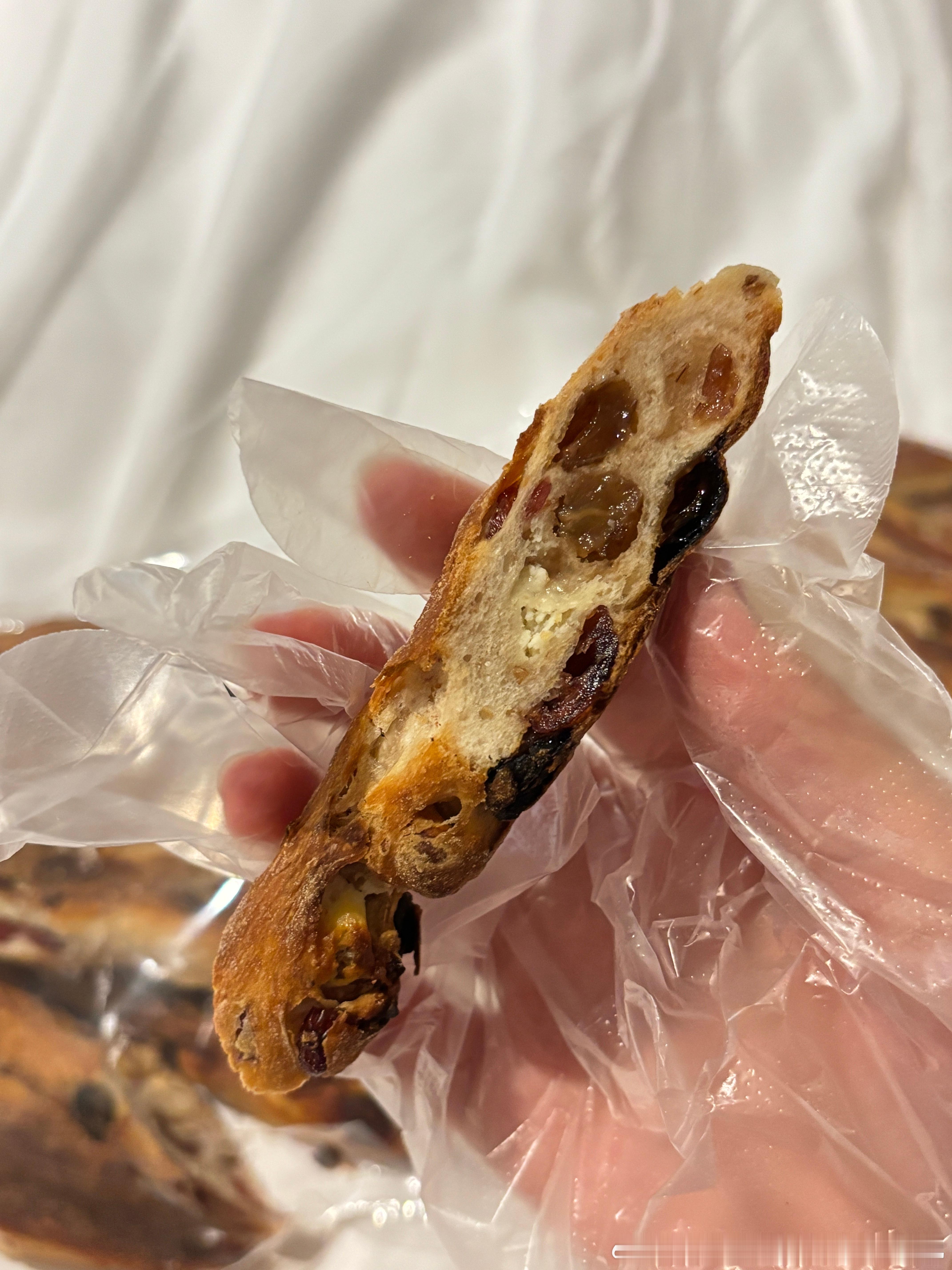 【树枝】在福州旅游吃到超级无敌美味份量大的奶酪小树枝，下次还想去打包好几根回家?