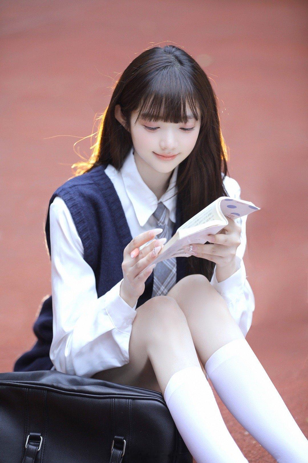 天气好的话   我会穿裙子去见你随手拍成都约拍写真人像摄影