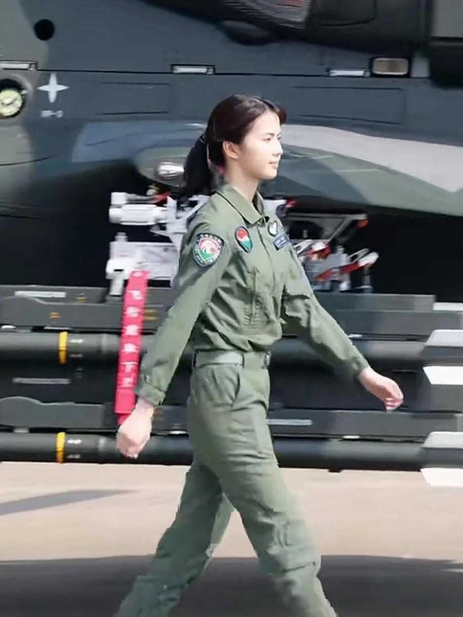 近期，女同胞火出圈越来越多。航天员王浩泽、飞行员徐枫灿、非遗网红李子柒、网球冠军