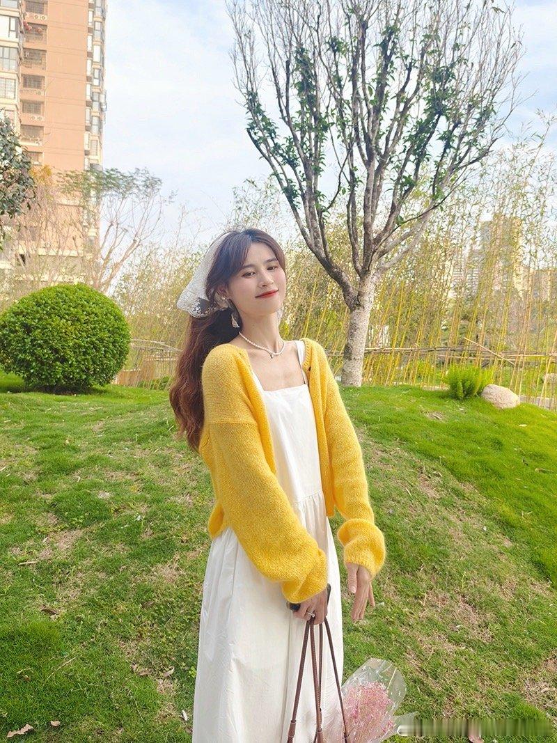 4月8号早10点针织衫防晒开衫～可当防晒衣哦～～面料超级柔软，空调房超适合。 ​