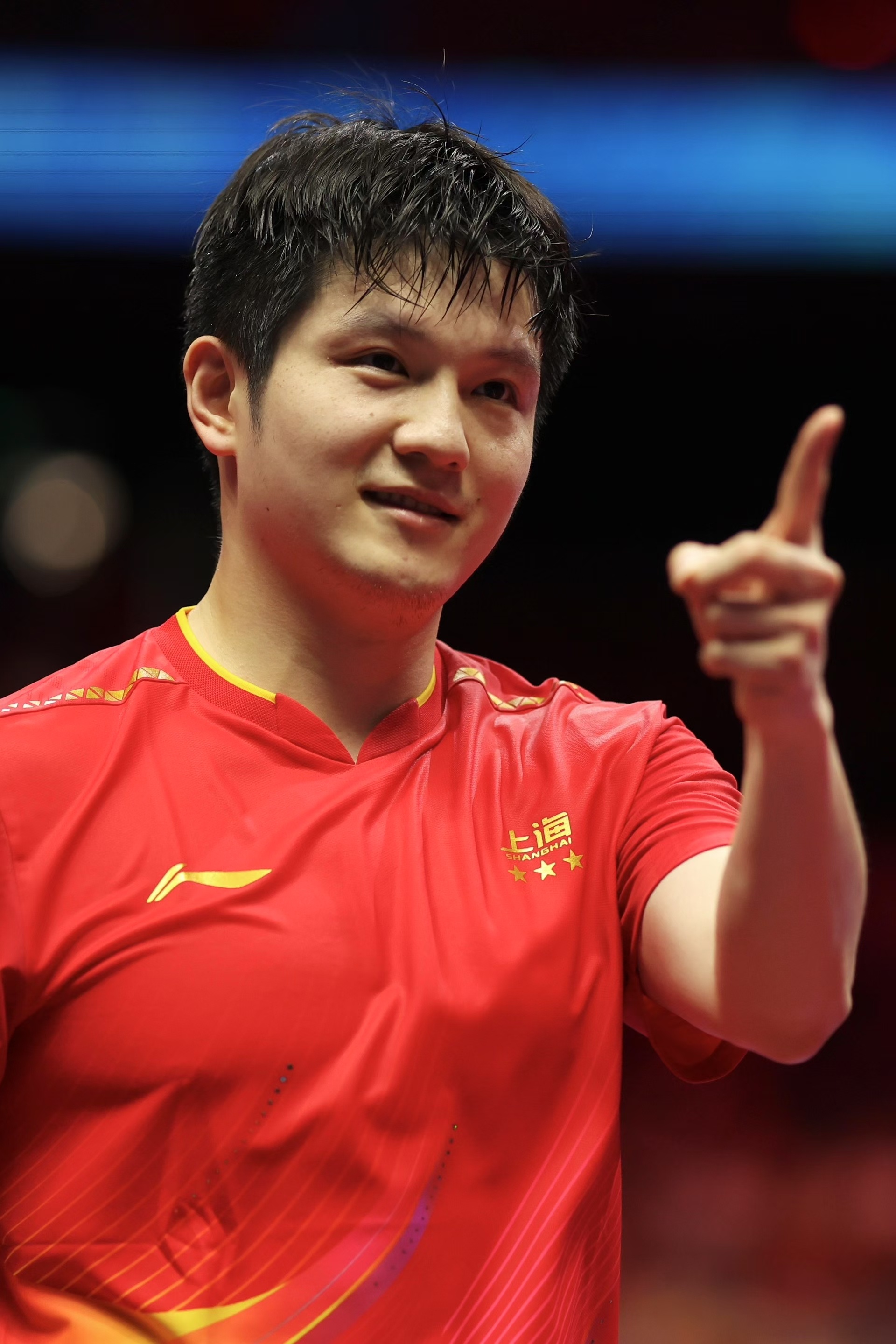 无世排又如何？归来仍是山巅。