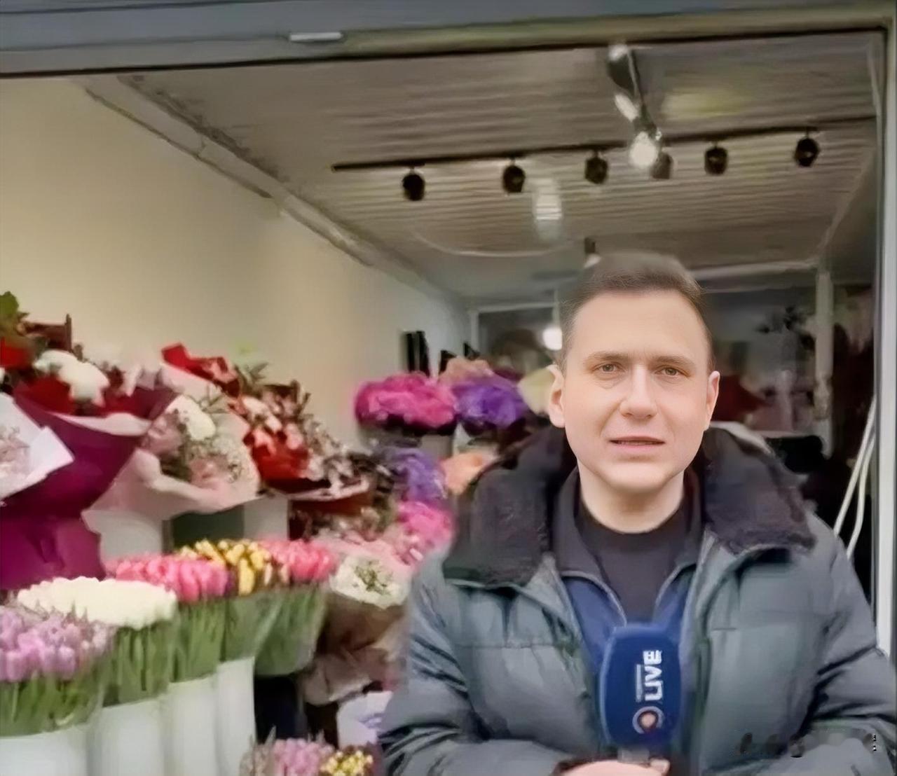 【生活中不能没有鲜花】

尽管战争在继续，购买鲜花仍是基辅居民的常见消费。

记