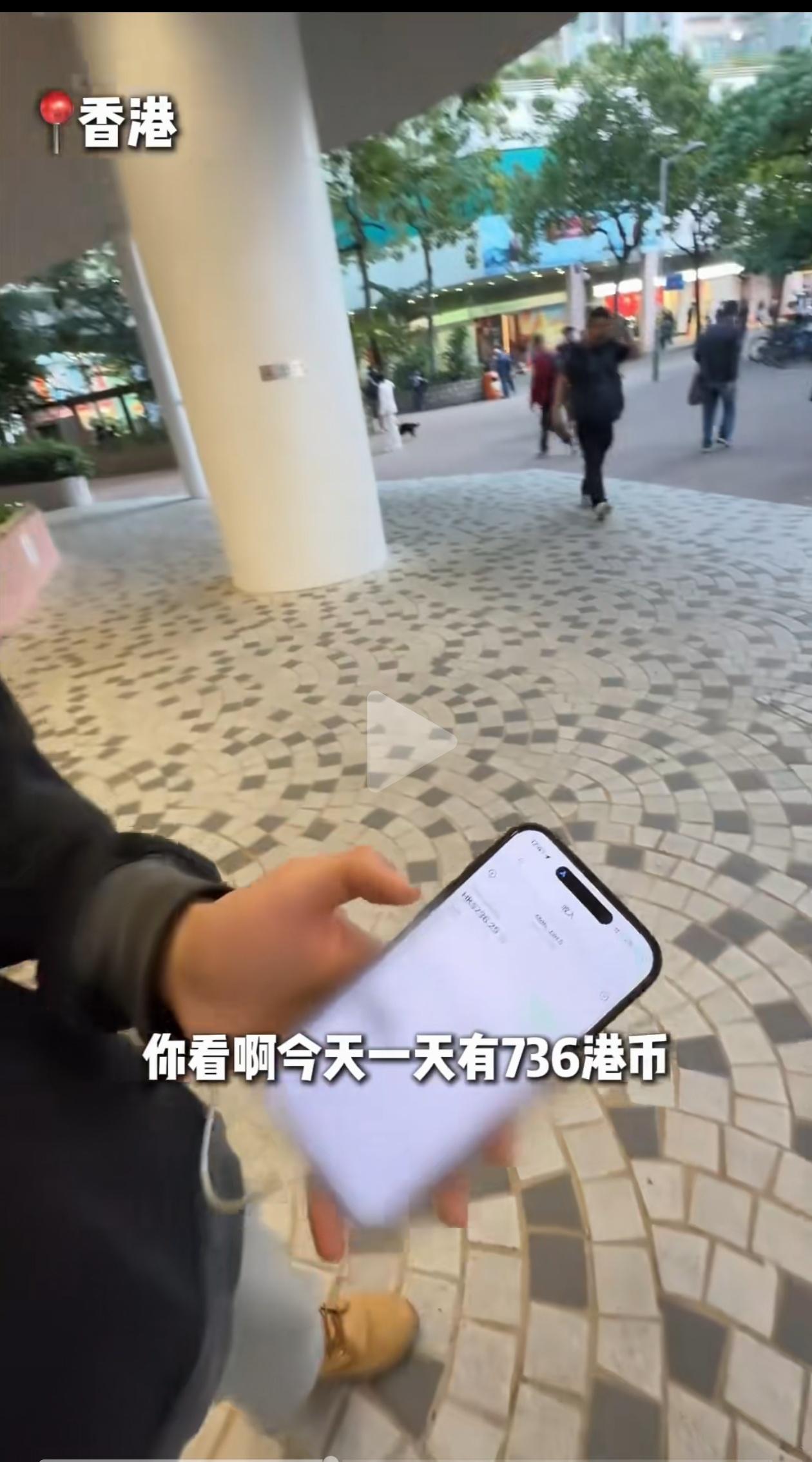 许家印的故事堪称一部跌宕起伏的传奇，是一本教科书。曾经，他从河南太康县的泥草房起