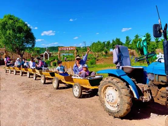 特色农场走“农教旅123产”融合路线，功能板块划分及产品设计，该如何去做？

金