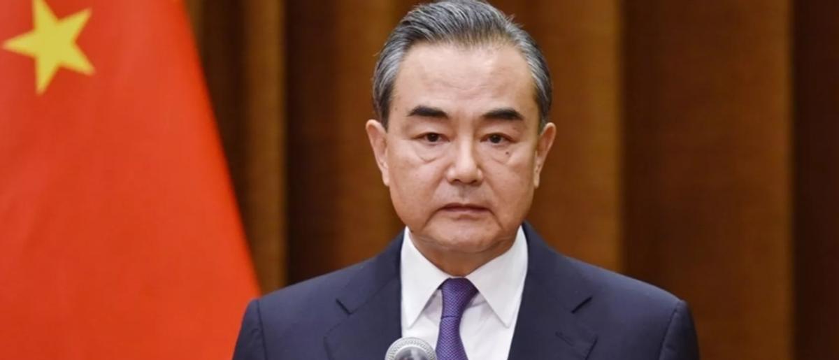 王毅外长太厉害了：中国官宣贵客来访，高市早苗和特朗普要气坏了！

一场吵到天花板