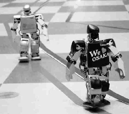 人形机器人半马跑赢人类世界纪录，国产速度一年翻三倍太震撼
 
很多人还觉得人形机