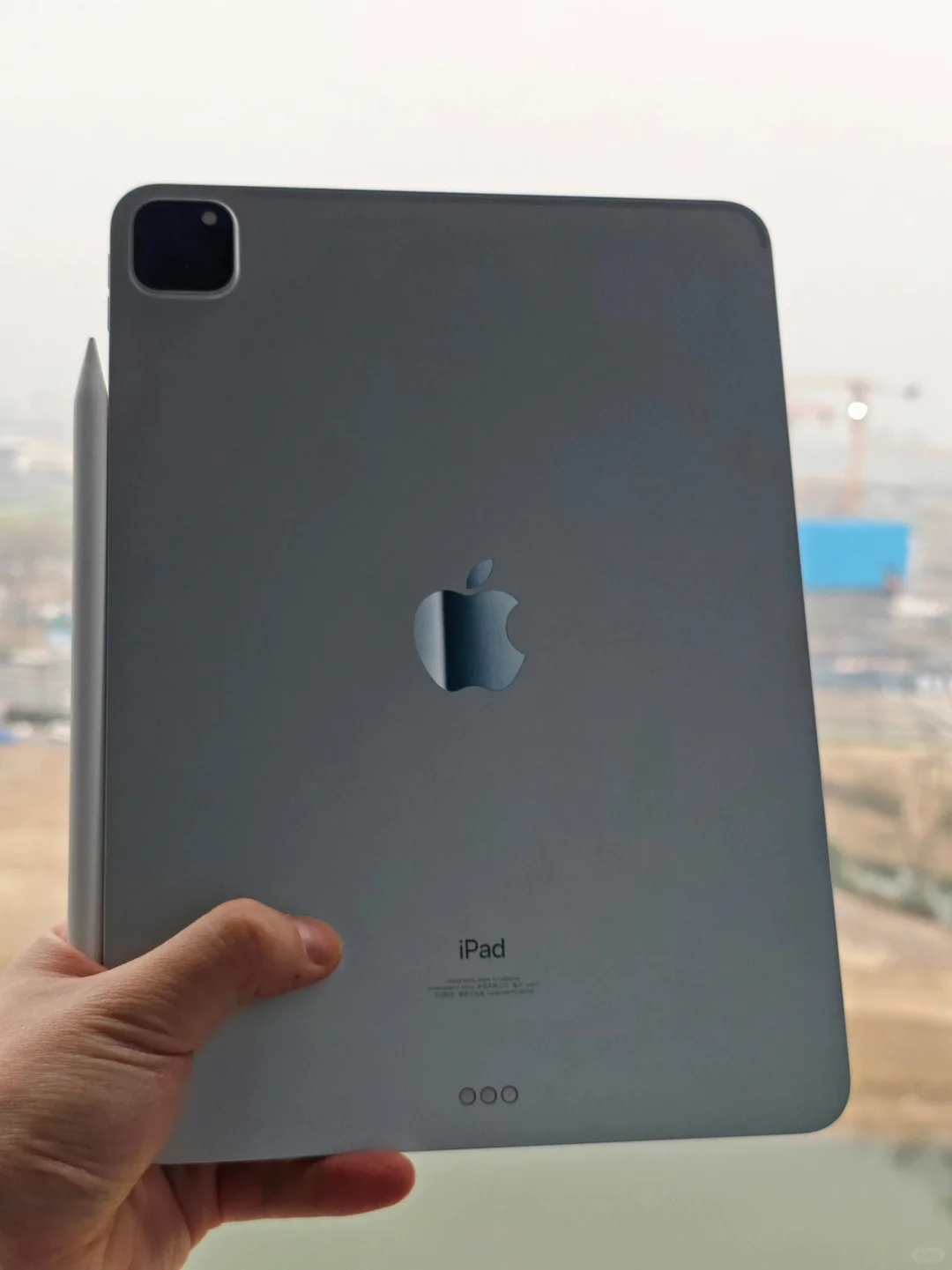 现在新iPad Pro的消息是越来越多了，除了更新处理器，最大的亮点应该就是会改...