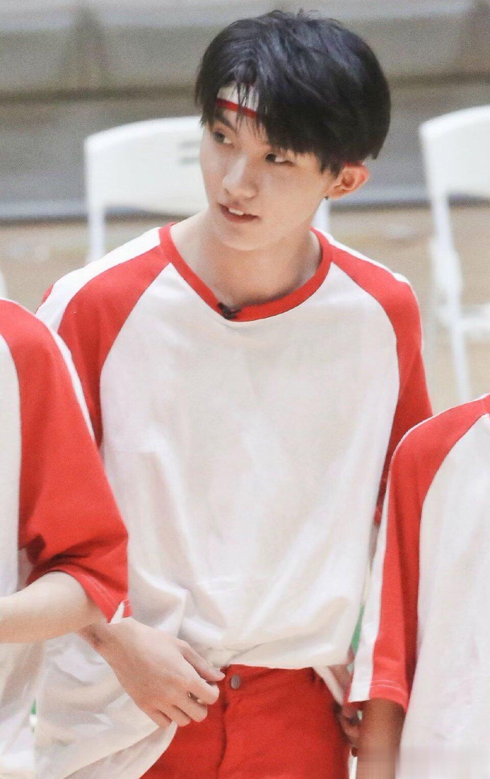 #马嘉祺[超话]#mjq#马嘉祺李宁运动青春产品全球代言人# mjq#马嘉祺中国