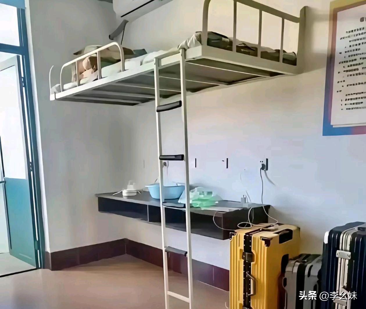 看着危险实则一点都不安全，这床你敢睡吗？