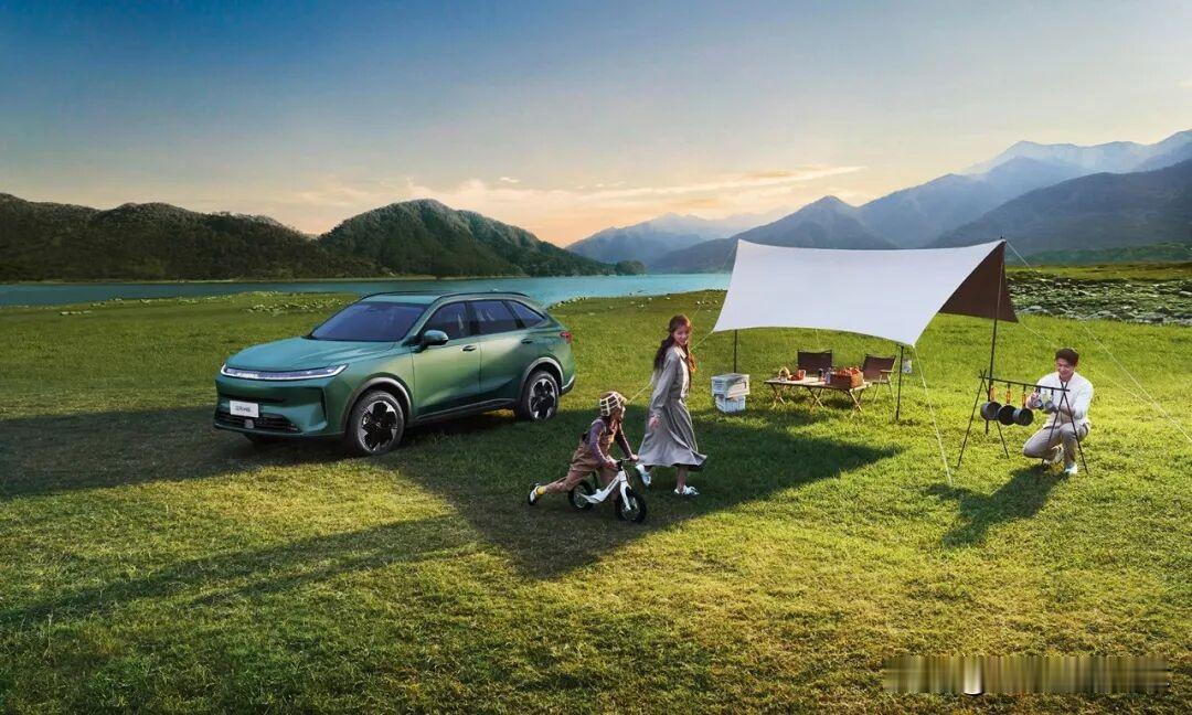 它是家用 SUV 界的宝藏，也是国民SUV代表之一，而且12.79 万起，就能把