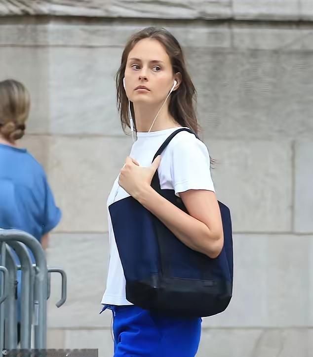 爱泼斯坦女友反击：如果我死了就曝光一切，应该问问比尔盖茨“索尼娅”是谁？2月8日