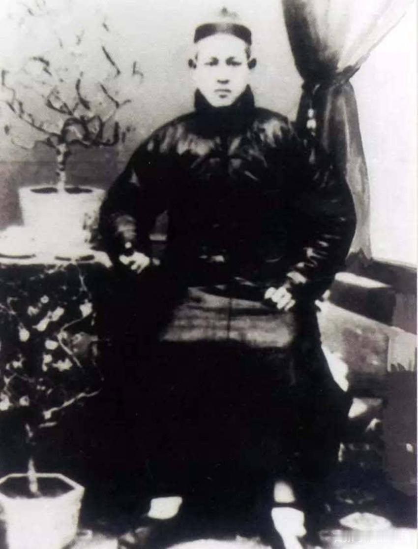 程廷华：清末武林传奇，八卦掌一代宗师
一、生平与师承
程廷华（1848—1900