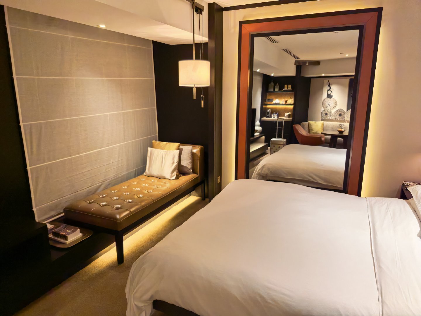 我认识的人里面住的起这种酒店的也就我豪哥了普通人还在穿LV的时候他都意大利高端品