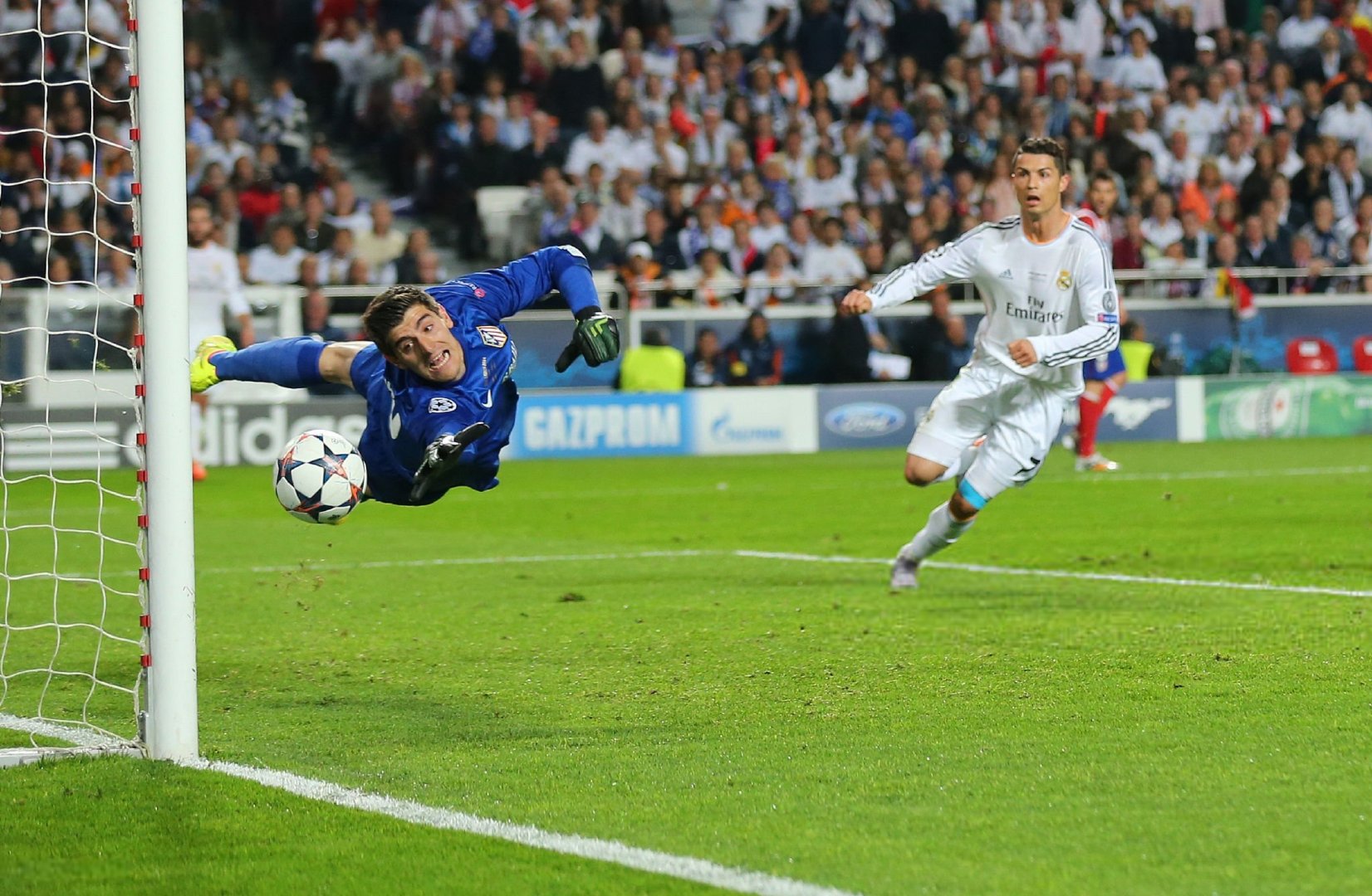 库尔图瓦：“姆巴佩和C罗对比？我没和 C 罗共事过，因为我加盟皇马的那个夏天，他