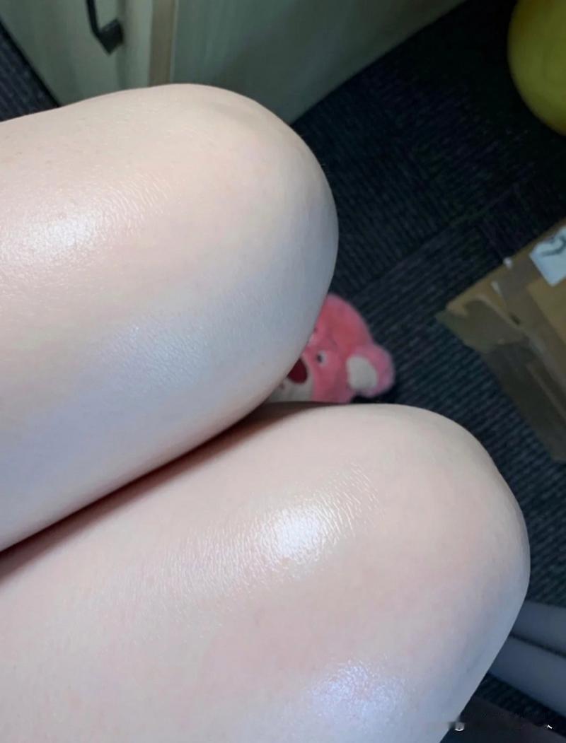 东北搓澡文化太吓人了，搓完以后我都忍不住摸自己，感觉前30年我的澡是白洗了 ，搓