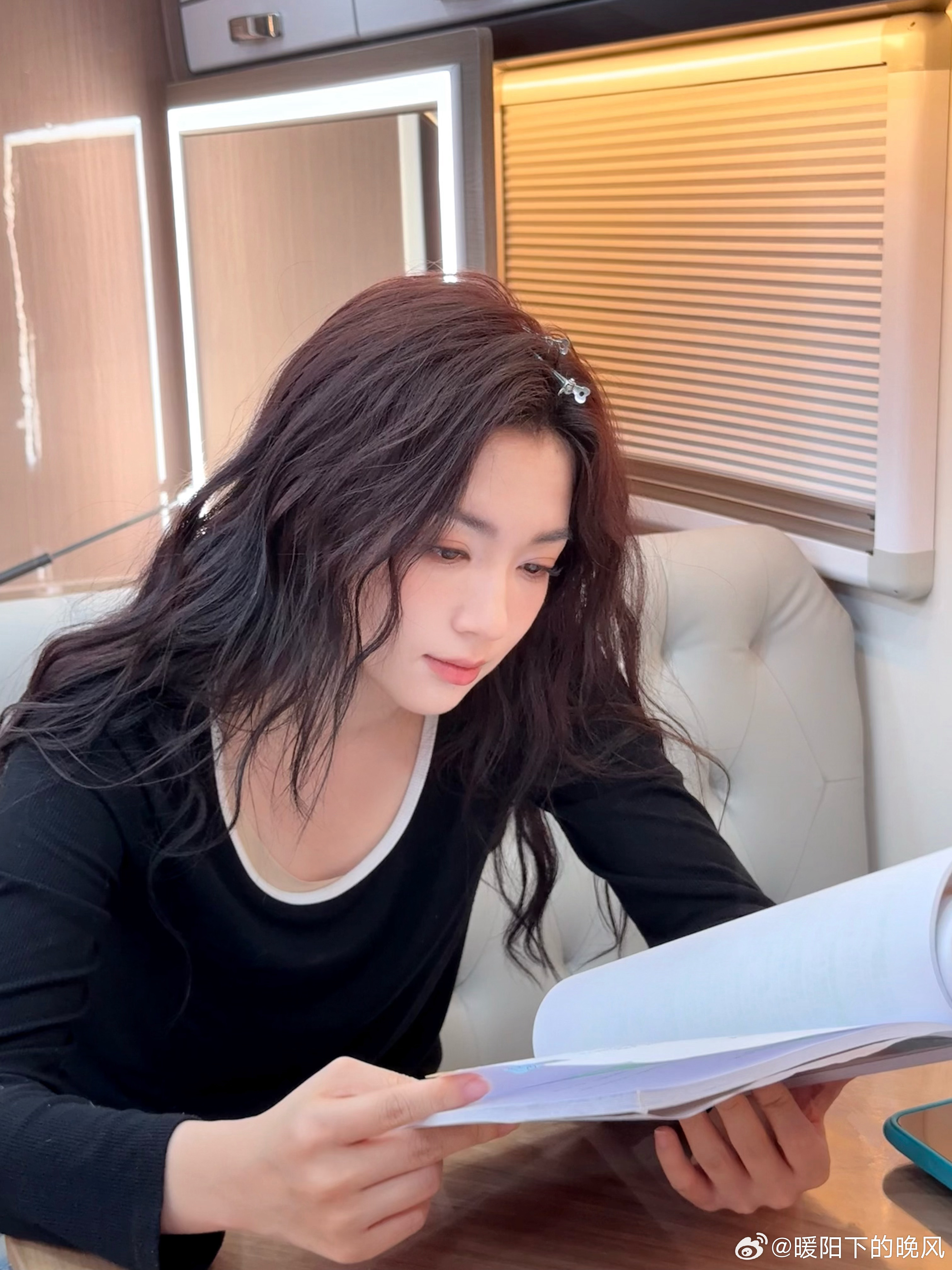 代露娃新剧造型梦回茯苓 茯苓是暗黑女王，许雁是民国清冷小白花🖤！神秘破碎又坚韧