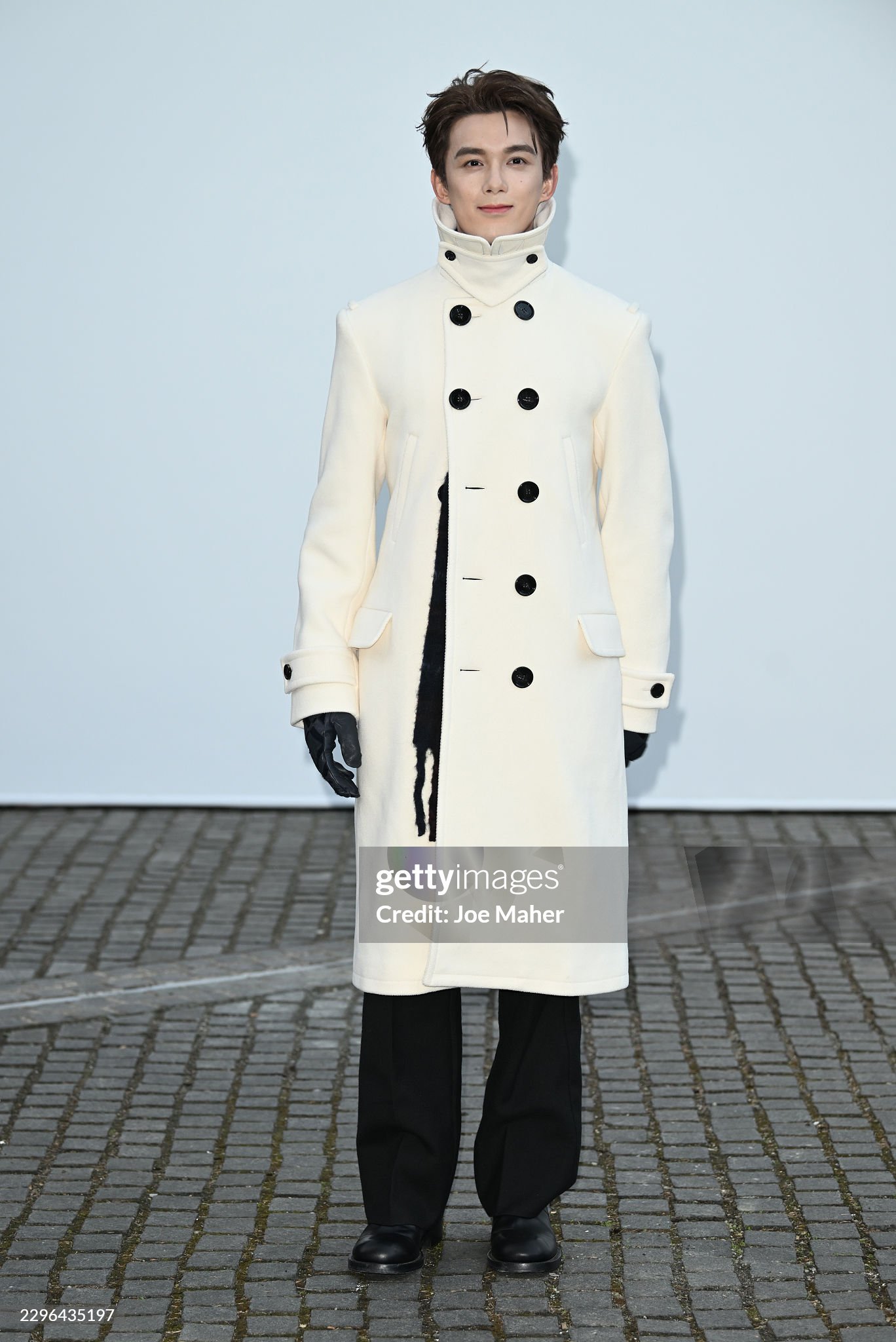 吴磊 ｜ Burberry 时装周米兰时装周 一件 Burberry 2026 