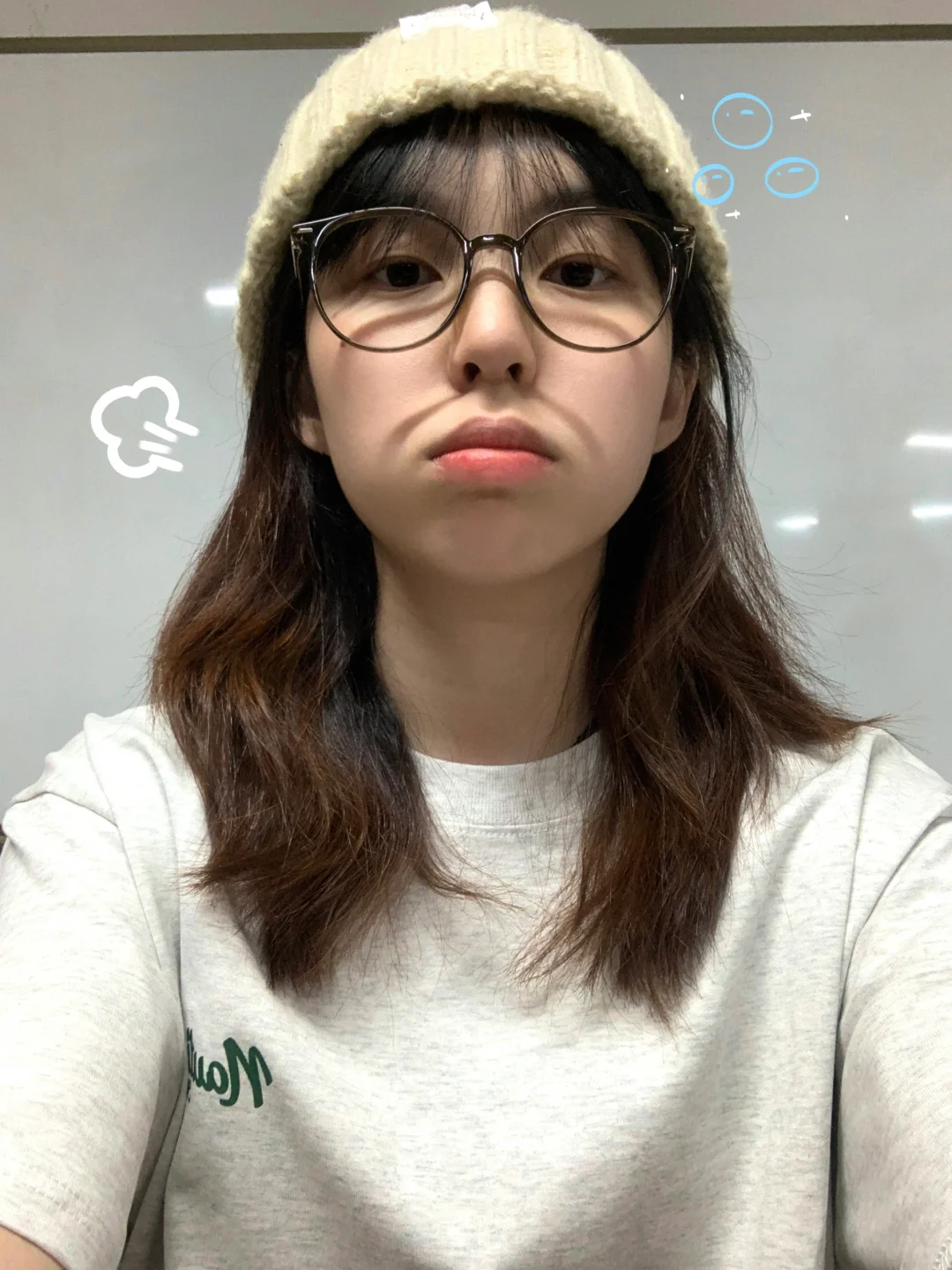 报告今天也没开小差