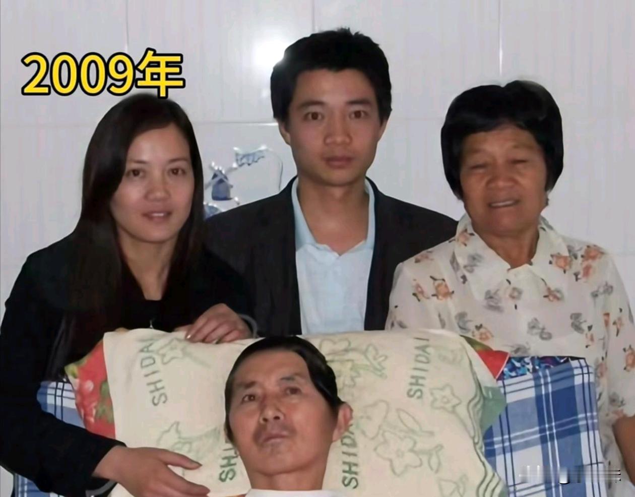 肉眼可见的一个病人，可以改变一个家庭，全部人脸上都写满了疲倦