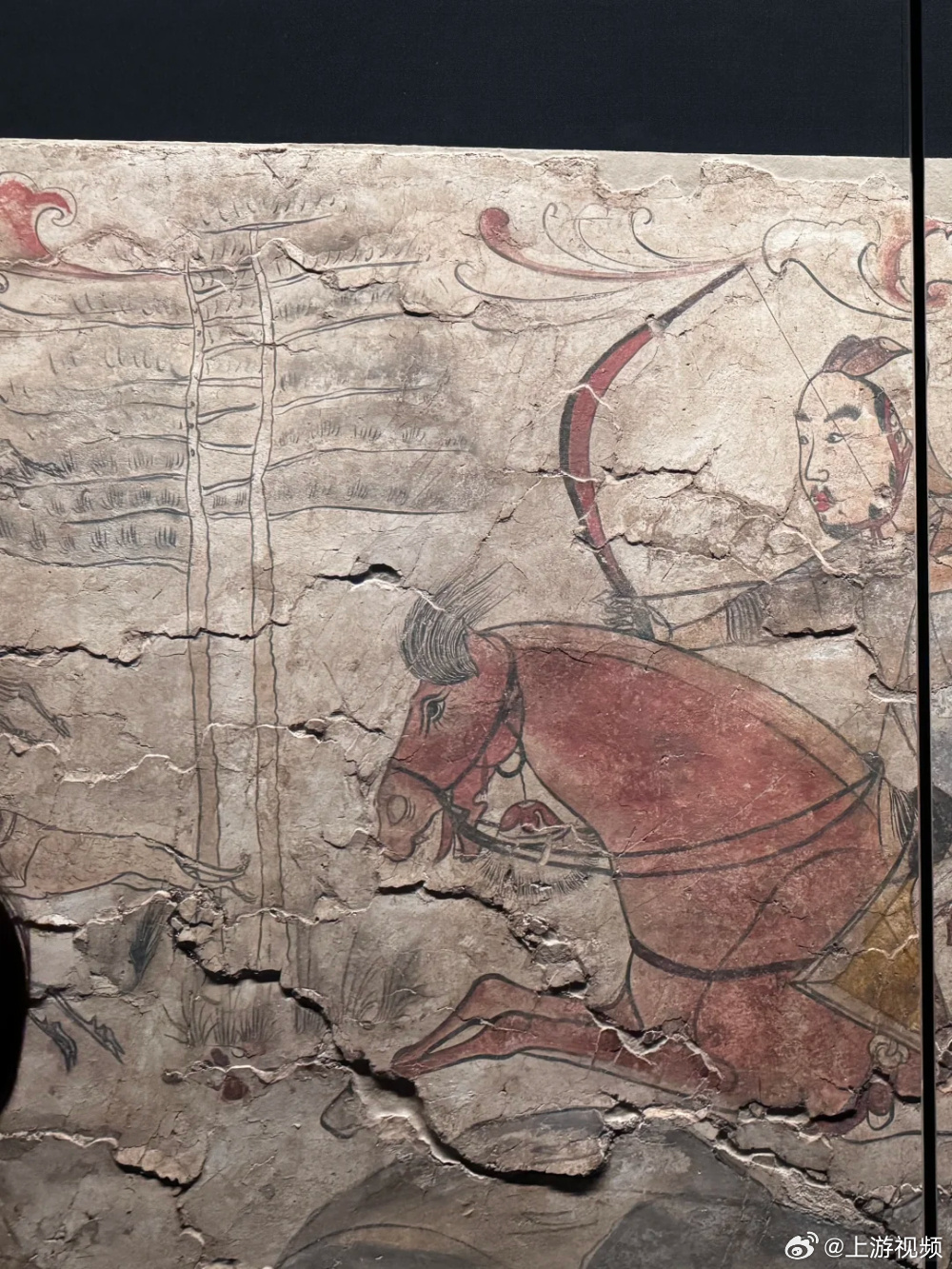 #游客发现北朝狩猎图里疑有梯子#【太原一博物馆北朝《狩猎图》壁画惊现“梯子”？馆